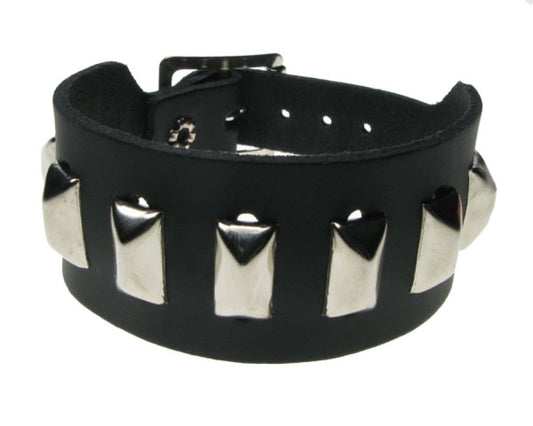 WB549 2 ROW WIDTH, 1 ROW SQUASHED PYRAMID Leather Wristband - BLACK