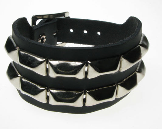 WB550 2 ROW SQUASHED PYRAMID Leather Wristband - BLACK